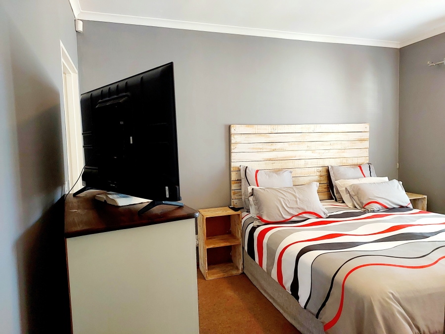 3 Bedroom Property for Sale in Protea Heights Western Cape